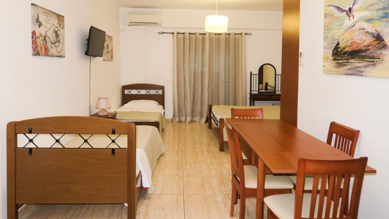 Kallisti Apartments Скиатос Экстерьер фото