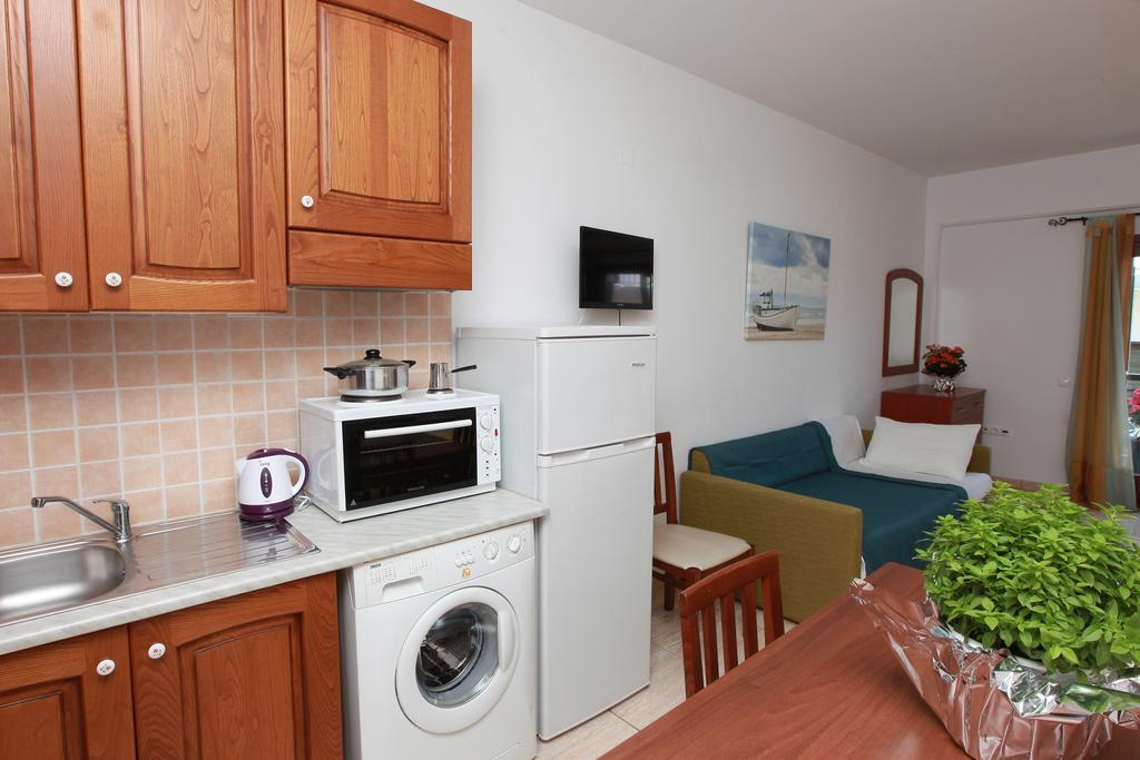 Kallisti Apartments Скиатос Номер фото