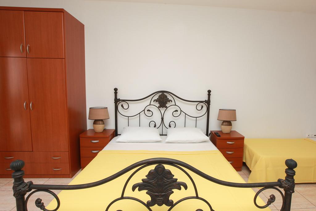 Kallisti Apartments Скиатос Номер фото